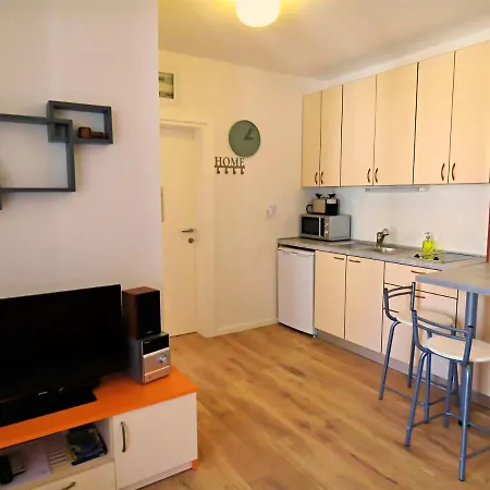 Apartman Mitra Zonata Orange Omis
