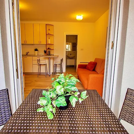 Apartament Mitra Zonata Orange *